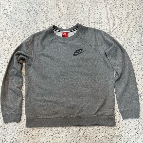 Nike Sweatshirt - Grey Size XS - Picture 2 of 7